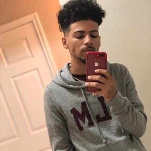 Meet your Posher, Isaiah